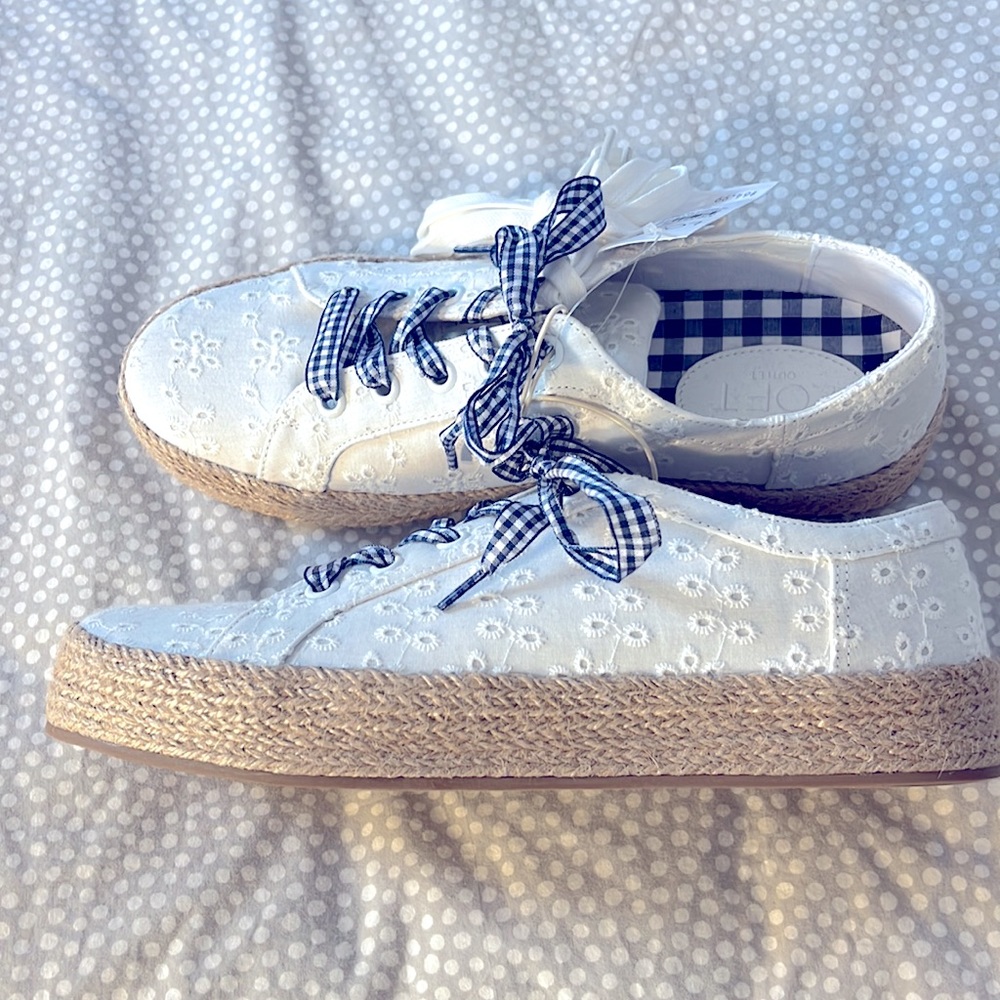 Loft outlet white eyelet sneakers size 8. Change of laces, new with tags.